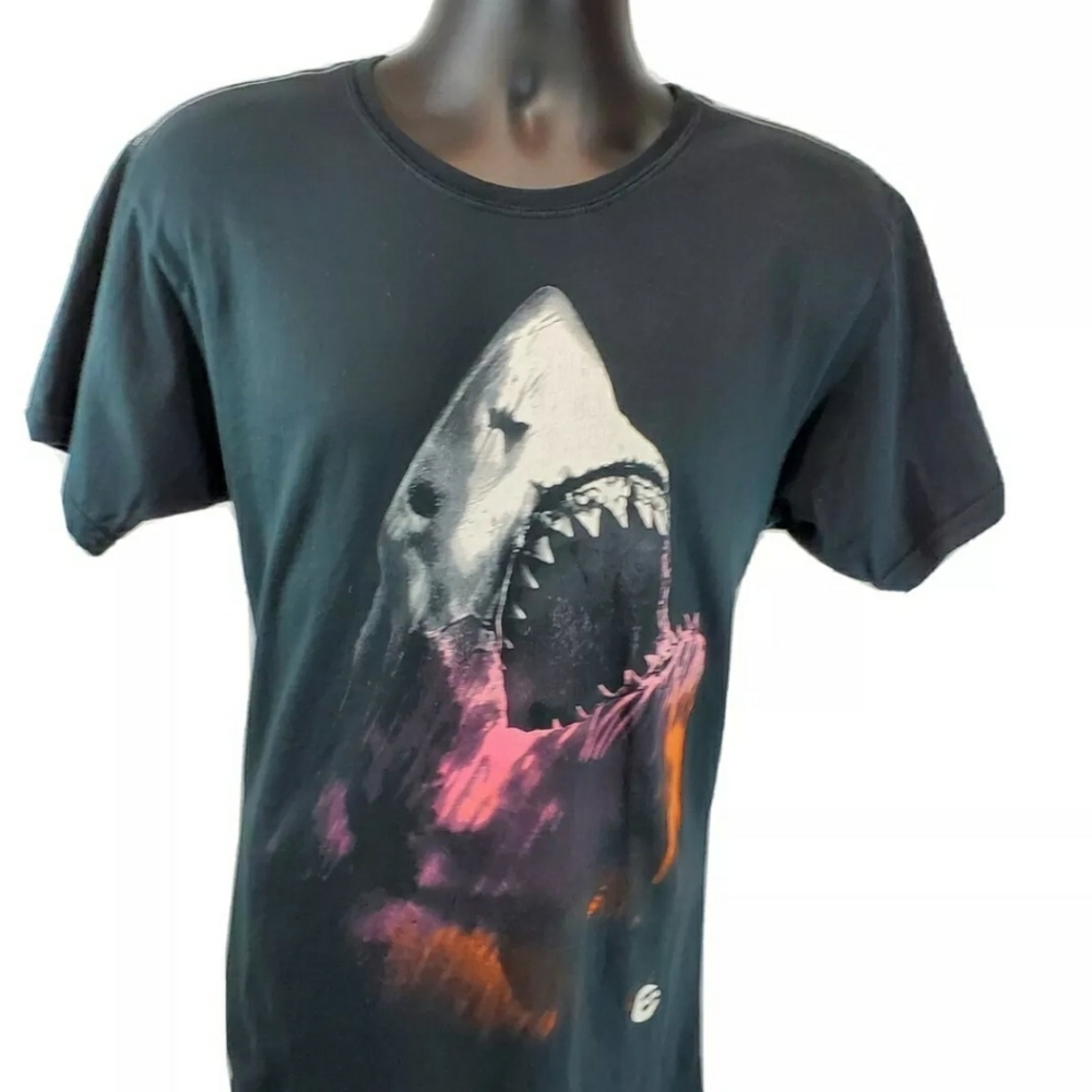 Billabong X White Mike Medium T shirt Pre Loved